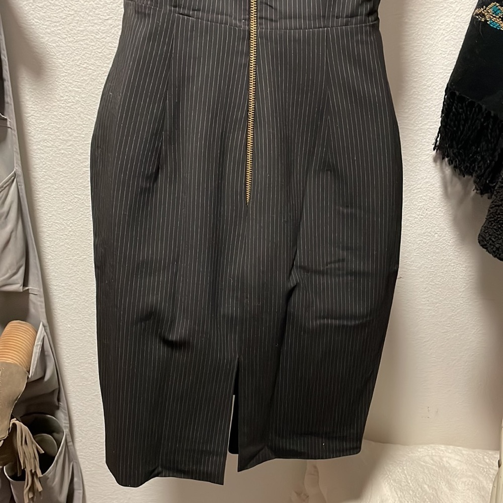 Express Design Studio Size 4 Like New No Tags - image 6